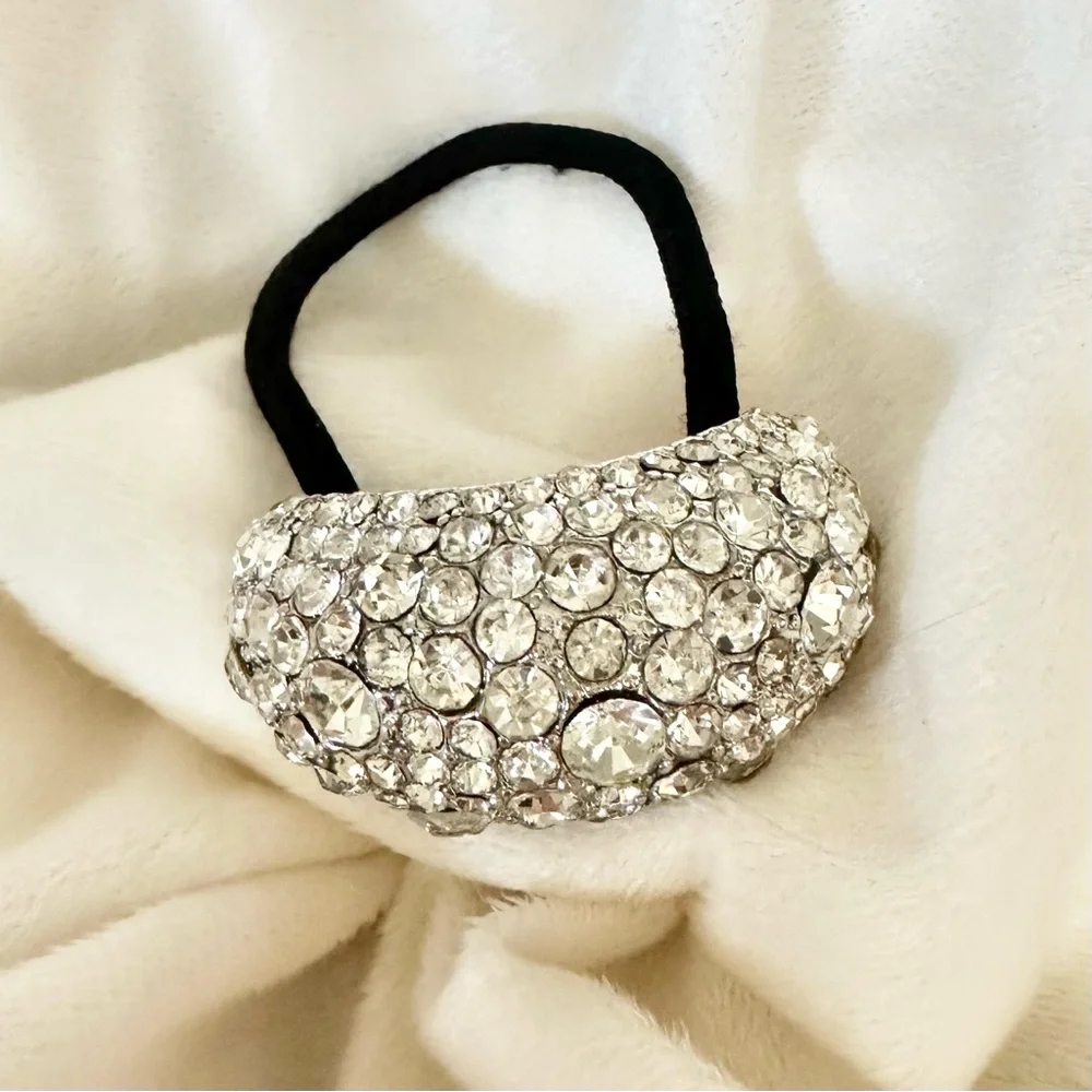 Elegant Silver Crystal Hair Accessory